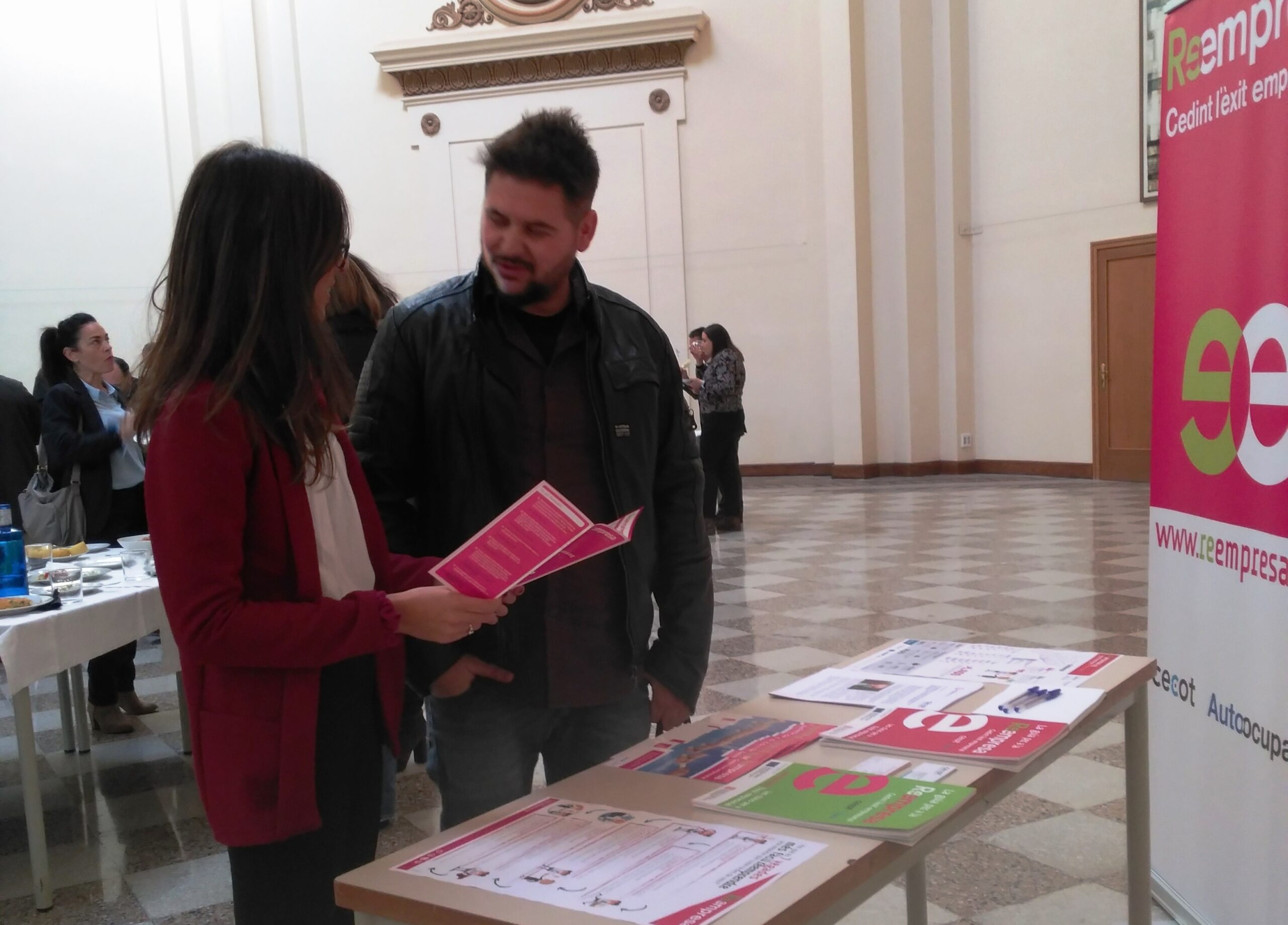 Reempresa-es-presenta-a-la-XVa-Jornada-Professional-del-Comerc-de-la-Cecot.jpg